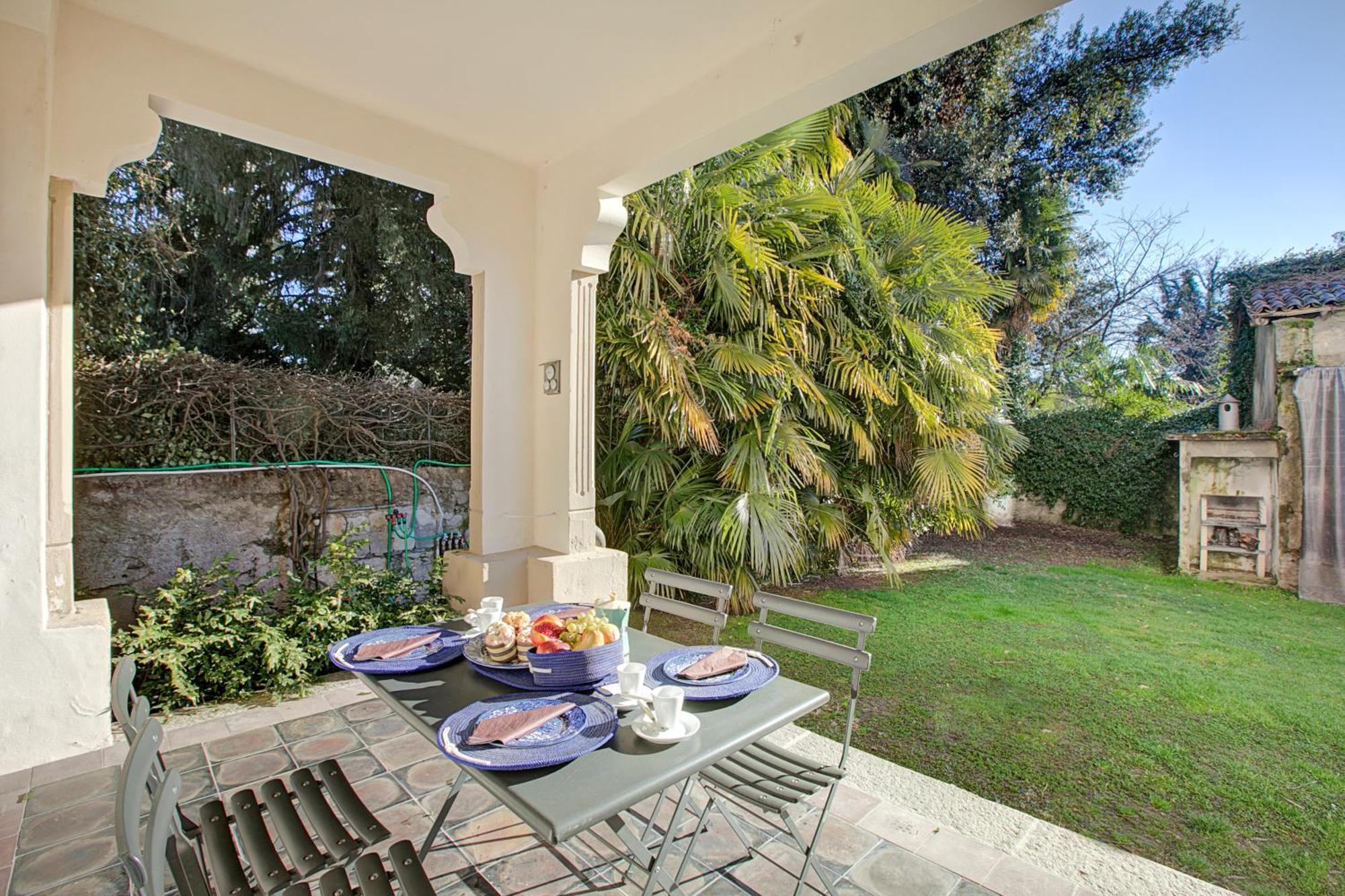 Villa Jejia- Pool And Garden - Happy Rentals Lesa Buitenkant foto