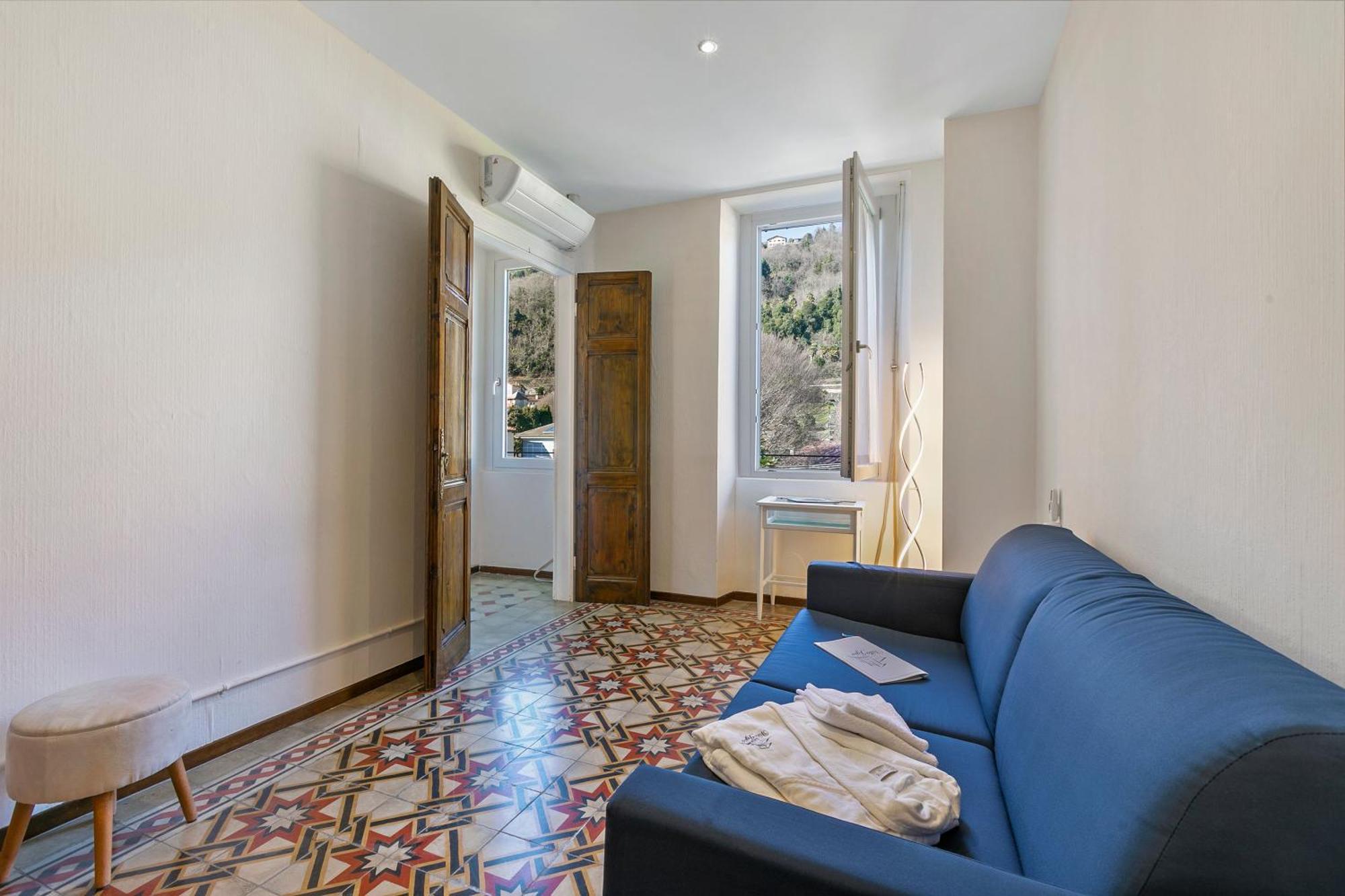 Villa Jejia- Pool And Garden - Happy Rentals Lesa Buitenkant foto