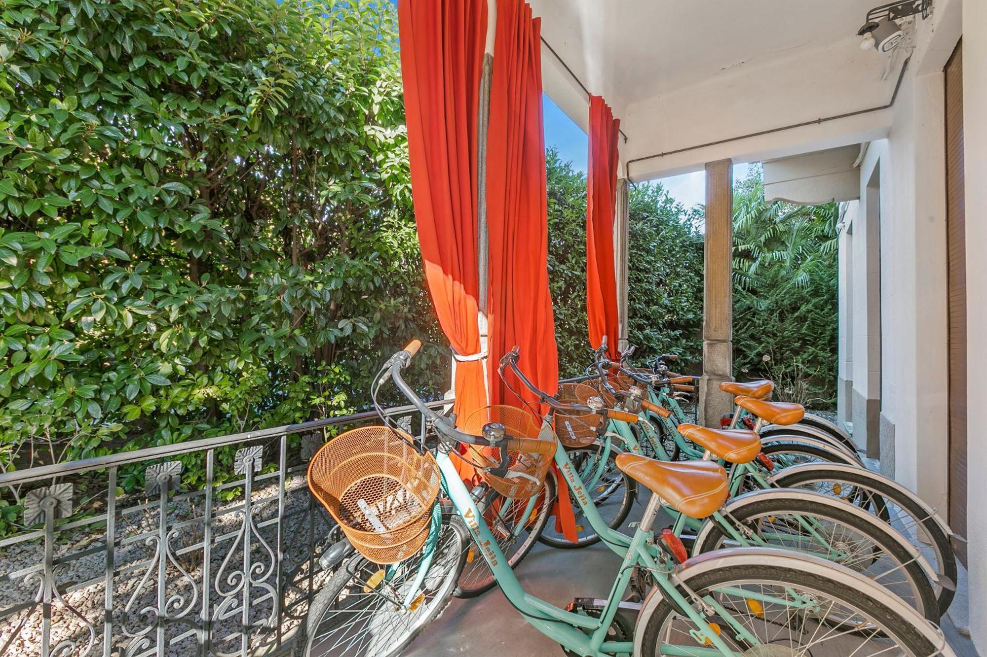 Villa Jejia- Pool And Garden - Happy Rentals Lesa Buitenkant foto