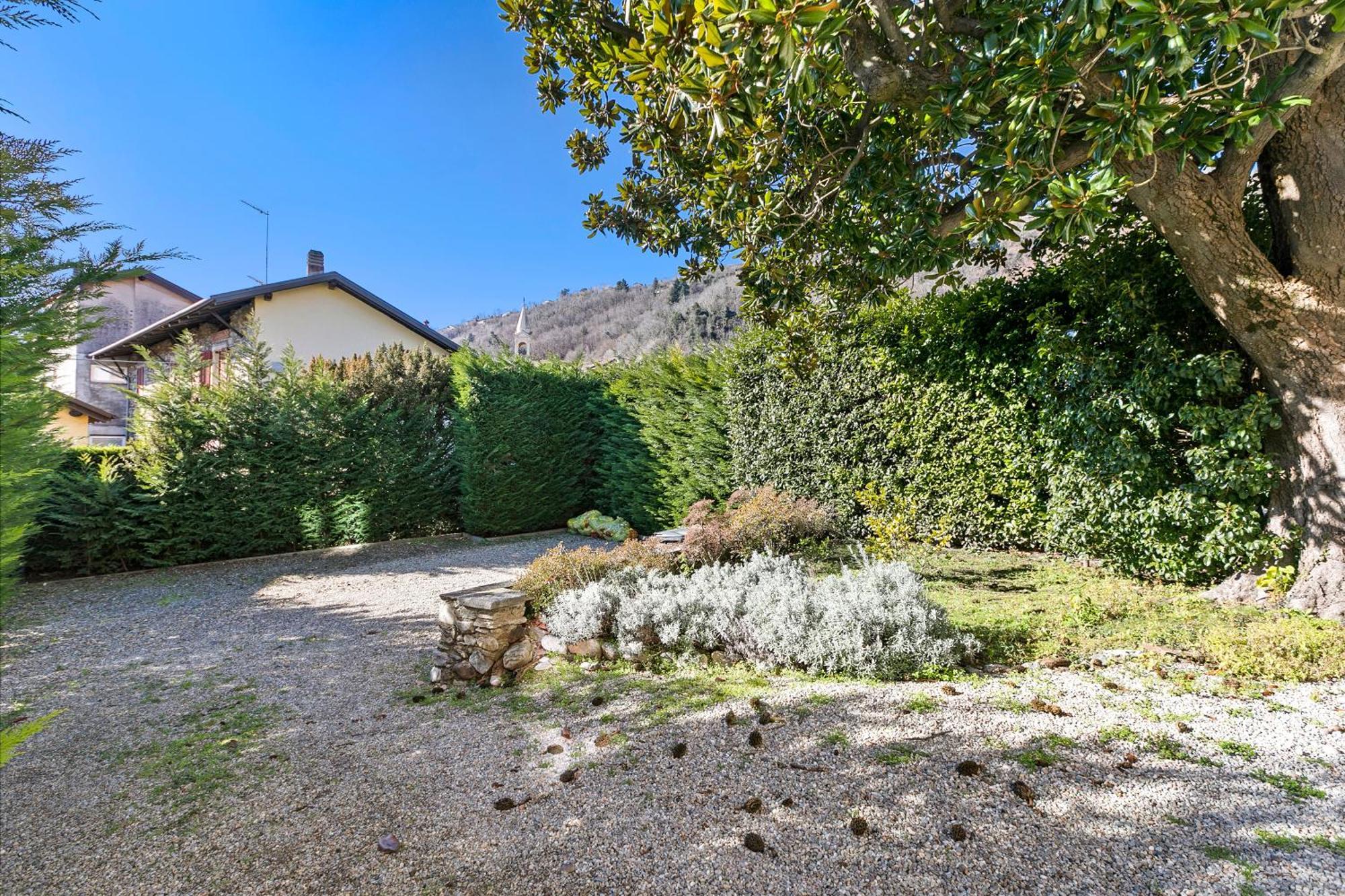 Villa Jejia- Pool And Garden - Happy Rentals Lesa Buitenkant foto